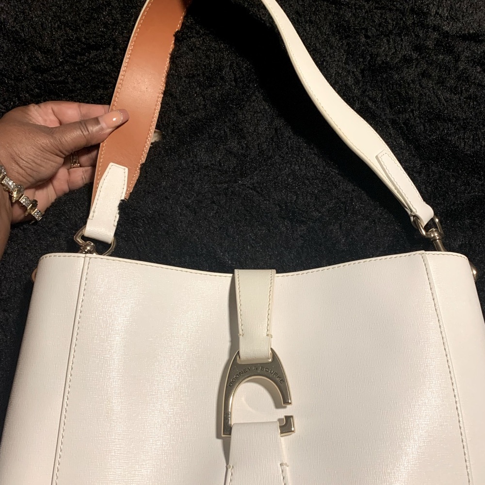 Dooney & Bourke Saffiano Ashby Leather Tote NWOT 🌹 - Picture 4 of 12